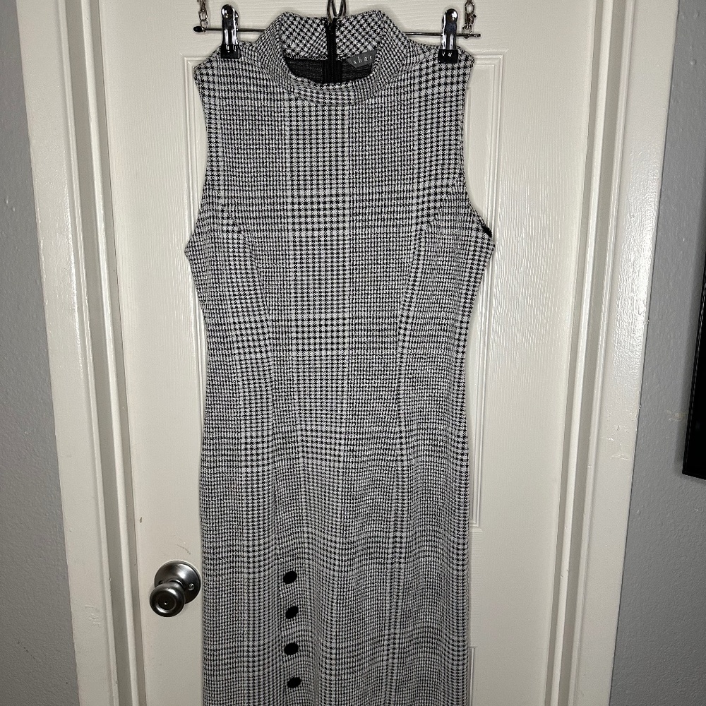 Sophisticated Sharagano Plaid Dress